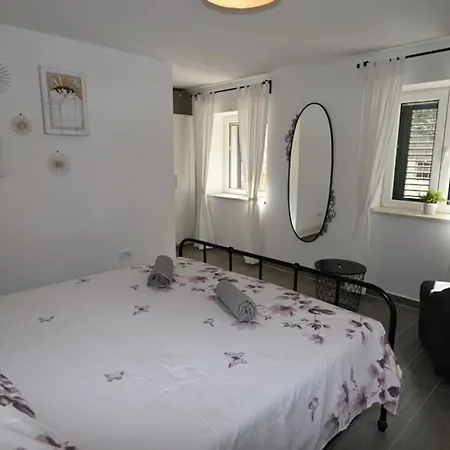 Kuca Za Odmor Palma Nyaraló *
